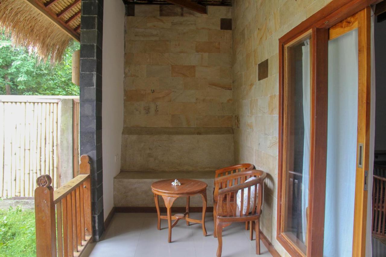 Lucky'S Hostel Gili Air Exterior photo