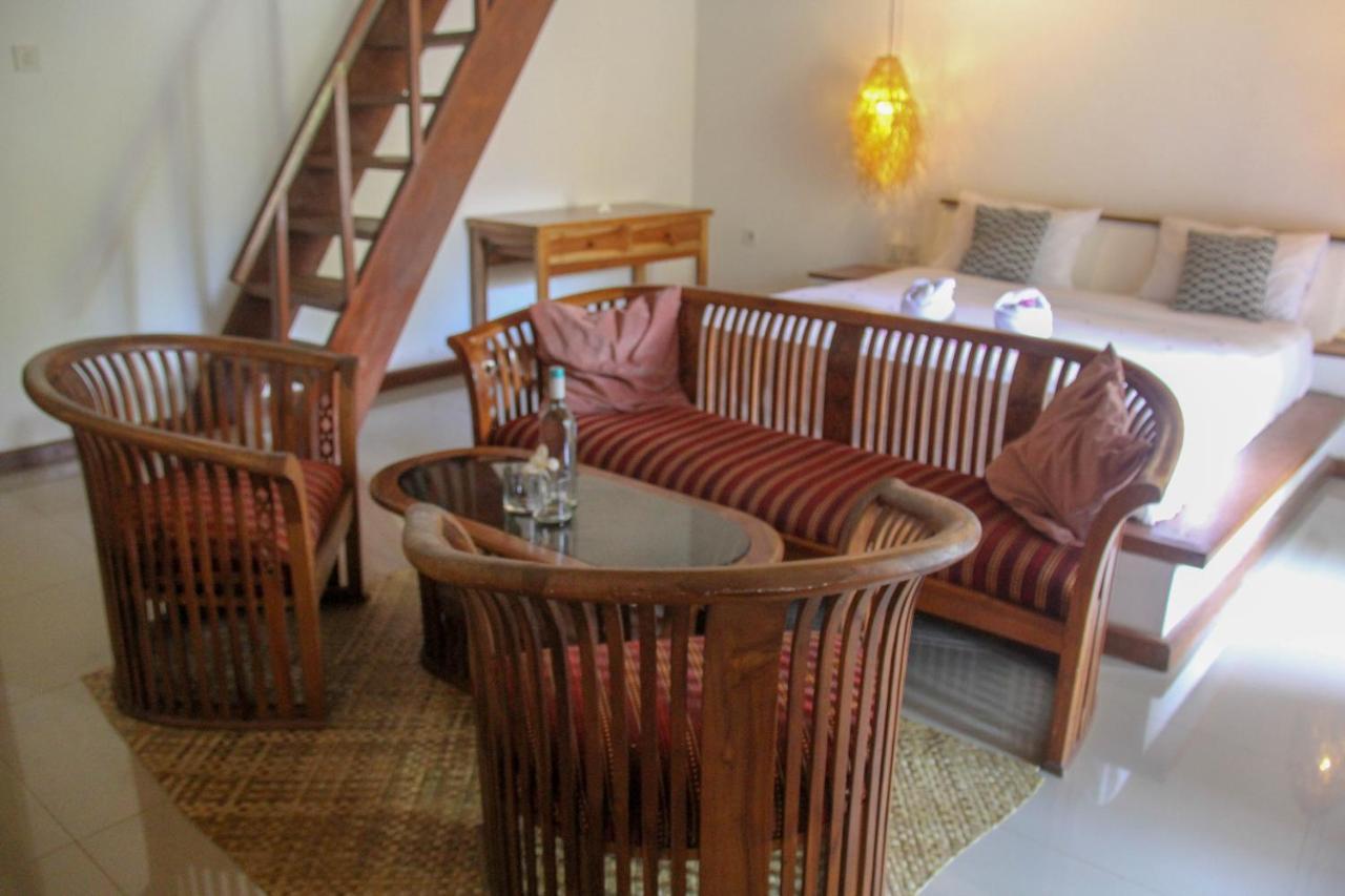 Lucky'S Hostel Gili Air Exterior photo